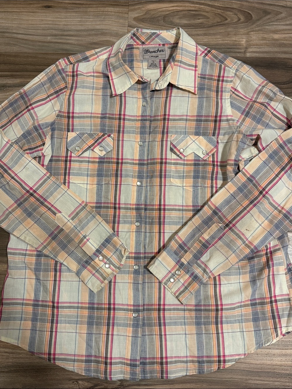 Wrangler Wrancher Western Shirt Womens Pearl Snap Button Plaid Size XL Blue Pink